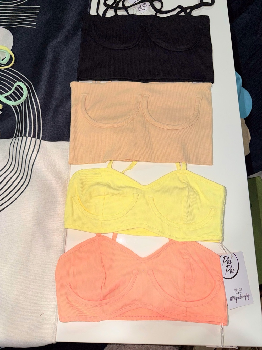4 phi phi outfits cross top